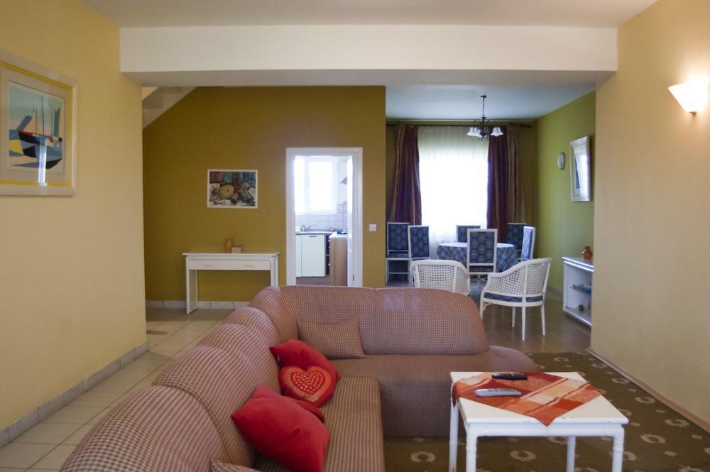 Country Club La Mesteceni Sebeş Exteriér fotografie